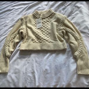 NWOT Zara cropped sweater size S